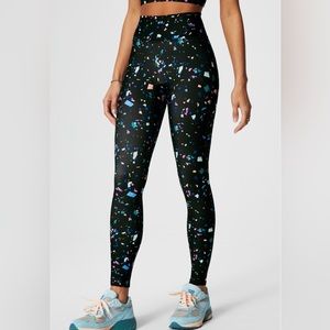 Fabletics Anywhere Motion365+ High-Waisted Legging